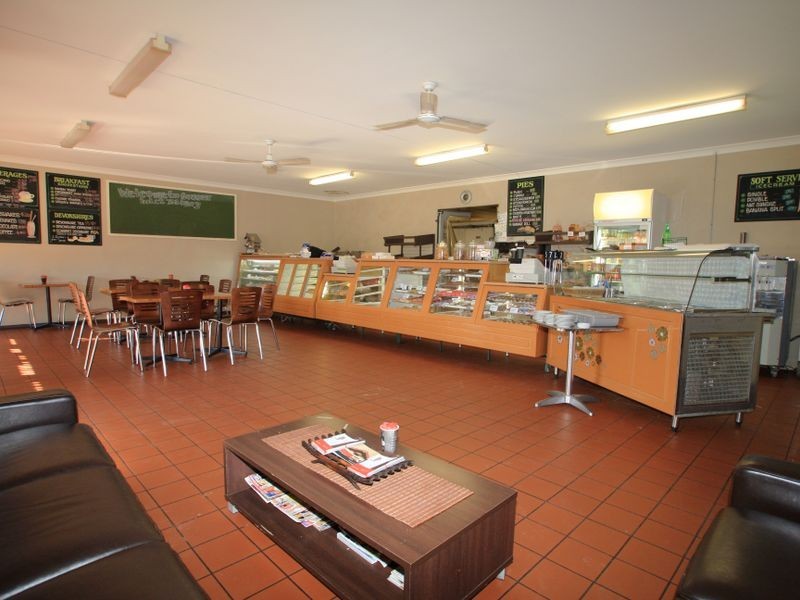 226 River Road, Sussex Inlet NSW 2540