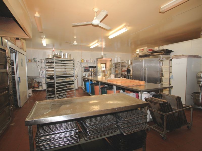 226 River Road, Sussex Inlet NSW 2540