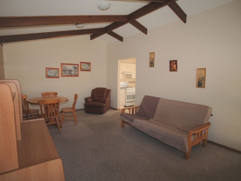 226 River Road, Sussex Inlet NSW 2540