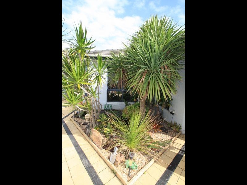 14 Inlet Avenue, Sussex Inlet NSW 2540