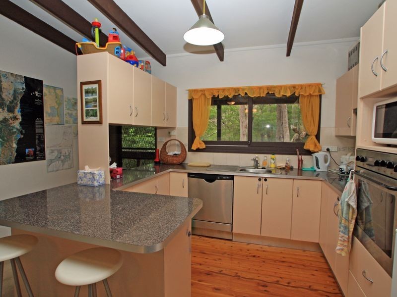 10 Hoffman Drive, Swanhaven NSW 2540