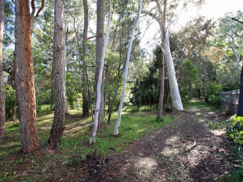 10 Hoffman Drive, Swanhaven NSW 2540