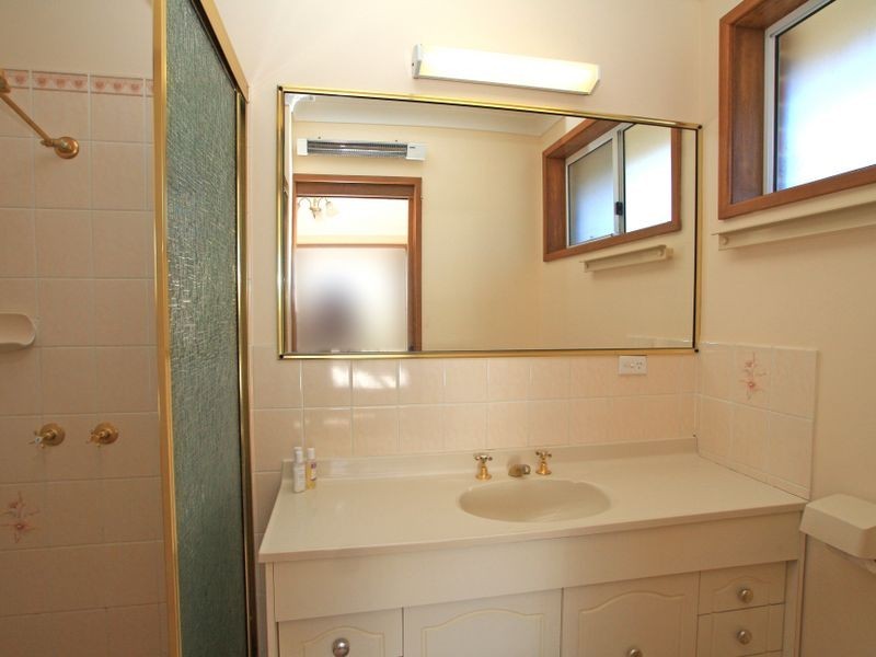 38 Whimbrel Drive, Sussex Inlet NSW 2540