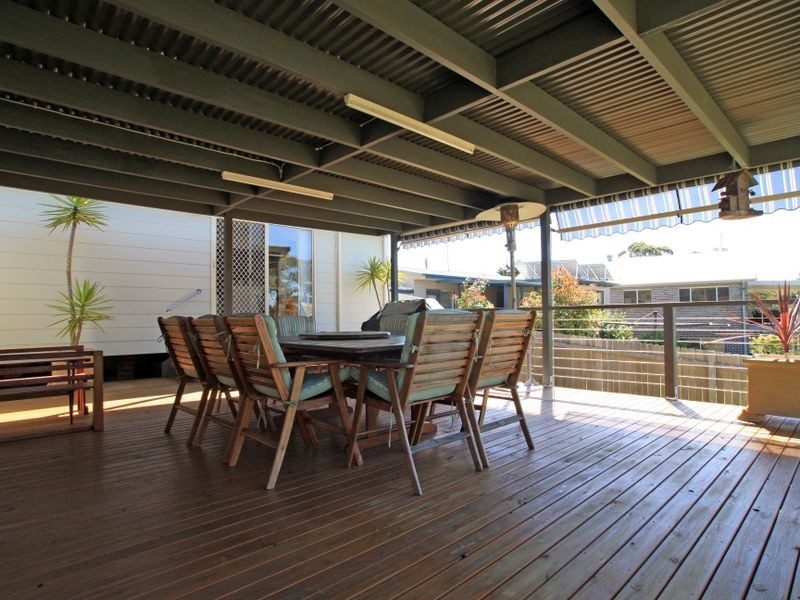 71 Sussex Inlet Road, Sussex Inlet NSW 2540