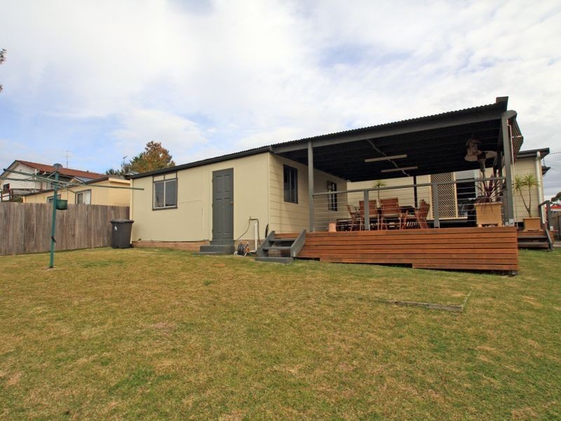 71 Sussex Inlet Road, Sussex Inlet NSW 2540