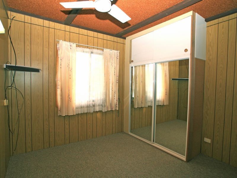 27 Edgewater Avenue, Sussex Inlet NSW 2540