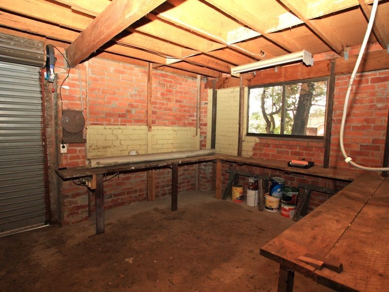 27 Edgewater Avenue, Sussex Inlet NSW 2540