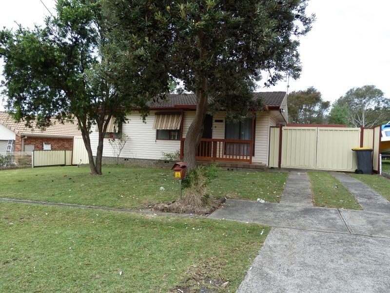 8 Voyager Avenue, Sussex Inlet NSW 2540
