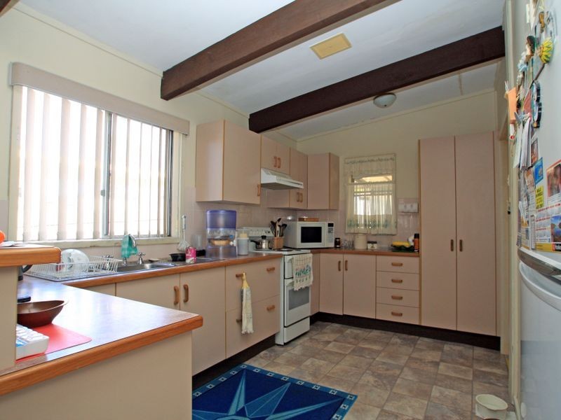 57 River Road, Sussex Inlet NSW 2540