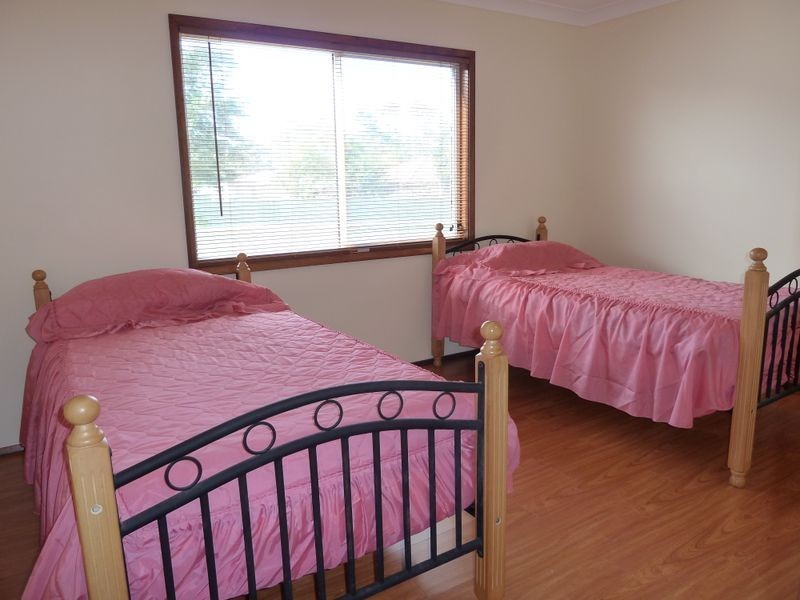 14 Ocean View Road, Sussex Inlet NSW 2540