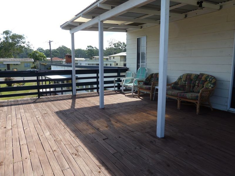 14 Ocean View Road, Sussex Inlet NSW 2540