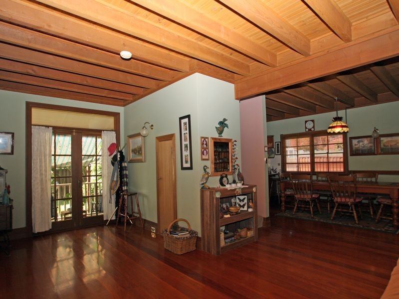 7 Marlin Place, Sussex Inlet NSW 2540