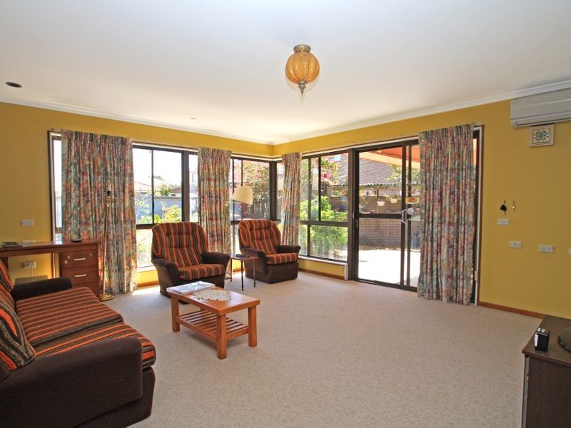 13 Edgewater Avenue, Sussex Inlet NSW 2540