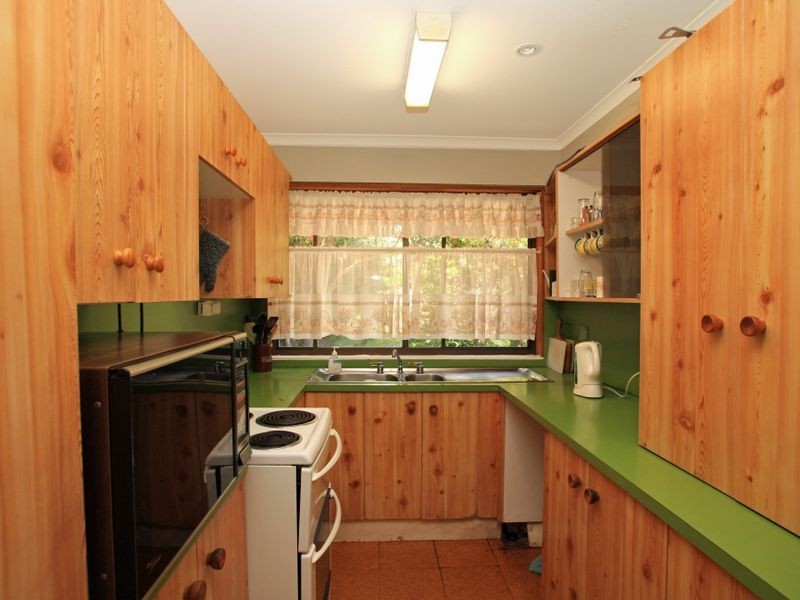 13 Edgewater Avenue, Sussex Inlet NSW 2540