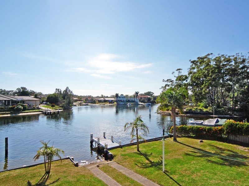 67 Cater Crescent, Sussex Inlet NSW 2540