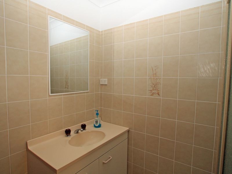 11 Suncrest Avenue, Sussex Inlet NSW 2540