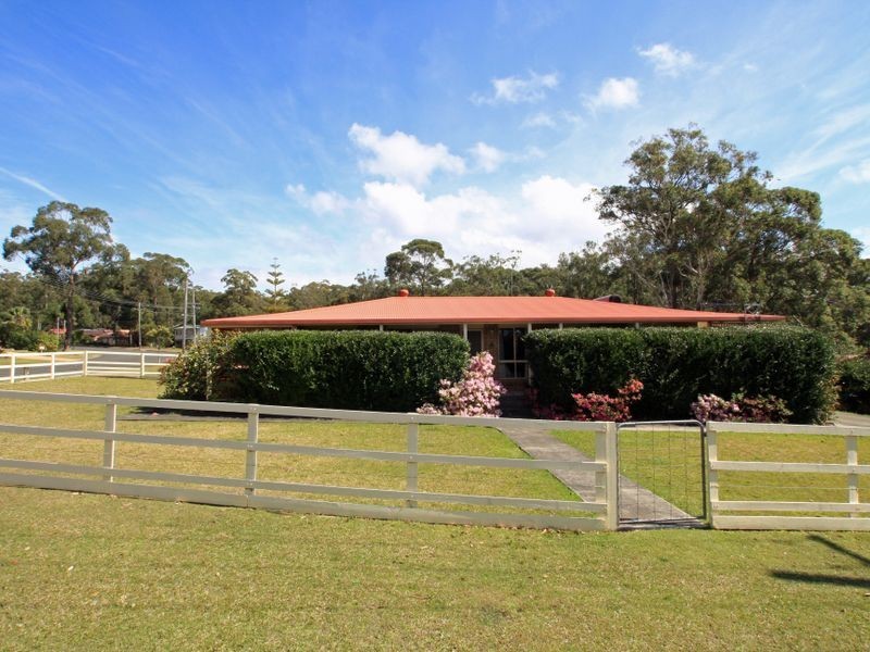 11 Suncrest Avenue, Sussex Inlet NSW 2540