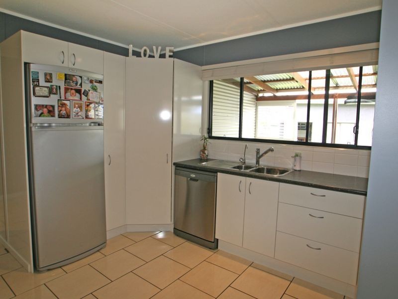 4 Ainsdale Street, Sussex Inlet NSW 2540