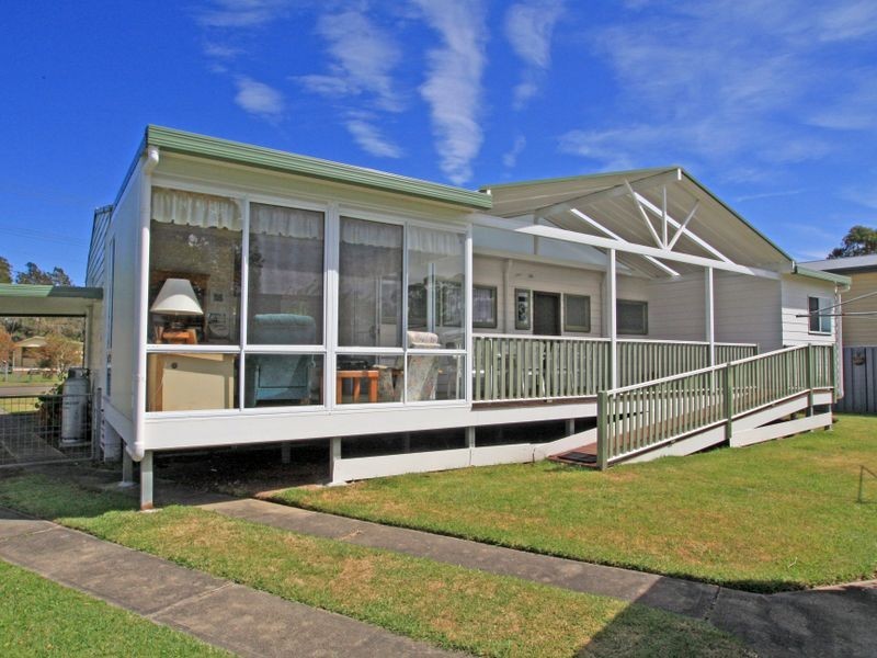 16 Wunda Avenue, Sussex Inlet NSW 2540