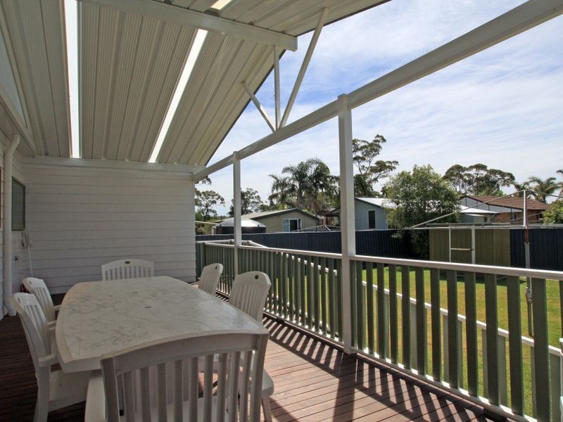 16 Wunda Avenue, Sussex Inlet NSW 2540