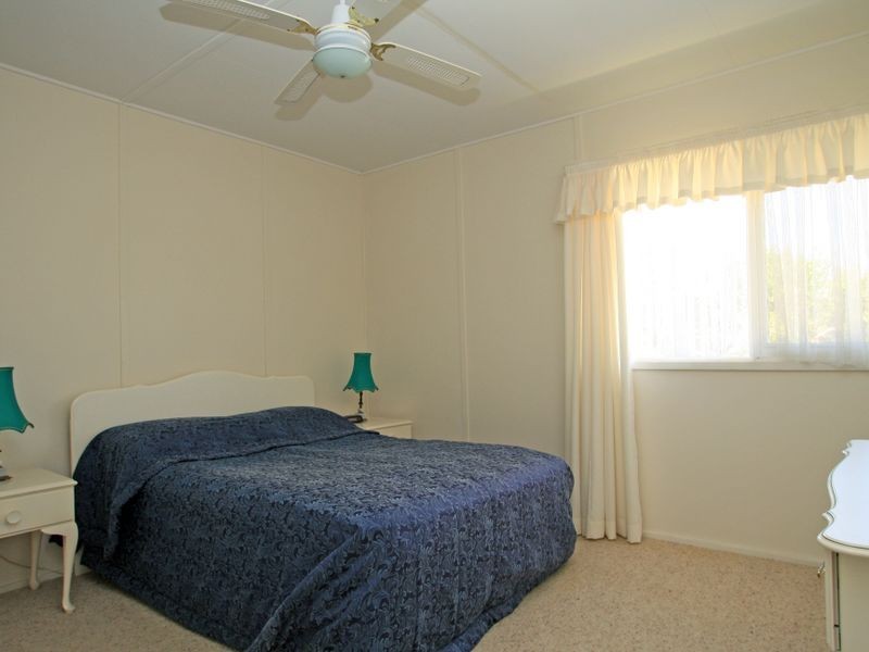 16 Wunda Avenue, Sussex Inlet NSW 2540