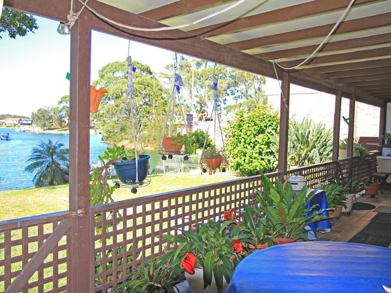 49 Sussex Inlet Rd, Sussex Inlet NSW 2540