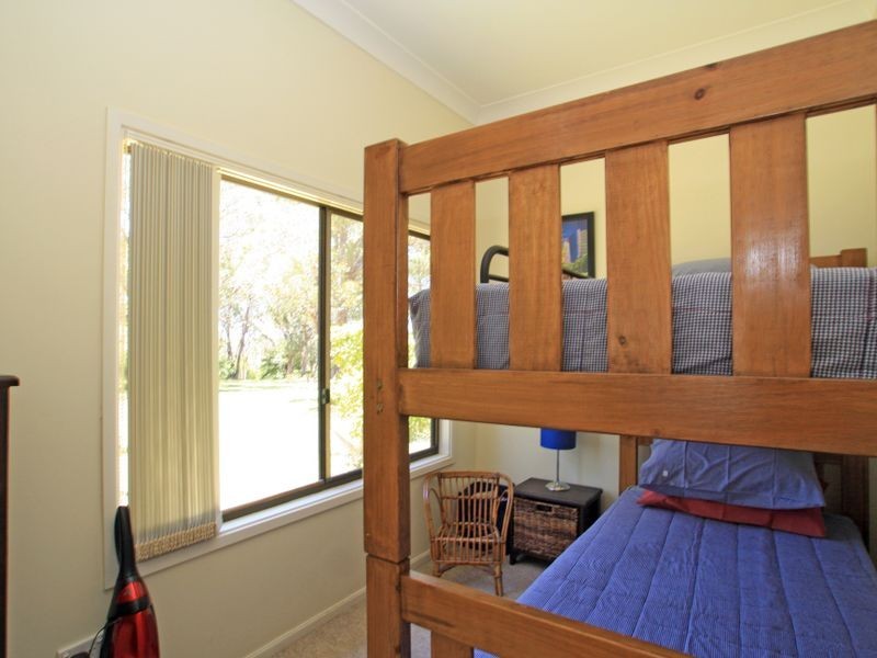 8 Ethel Avenue, Sussex Inlet NSW 2540