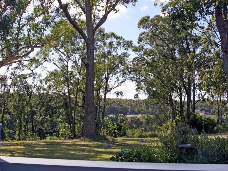 8 Ethel Avenue, Sussex Inlet NSW 2540