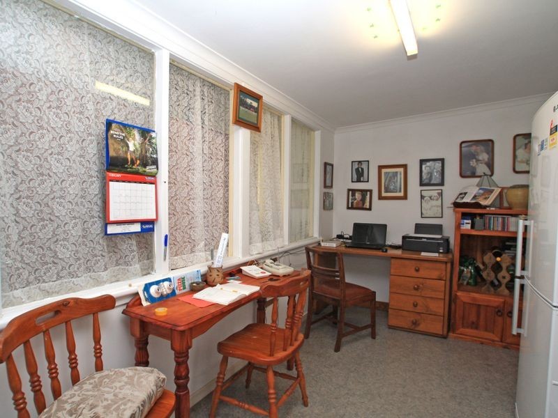 16 Ray Street, Sussex Inlet NSW 2540