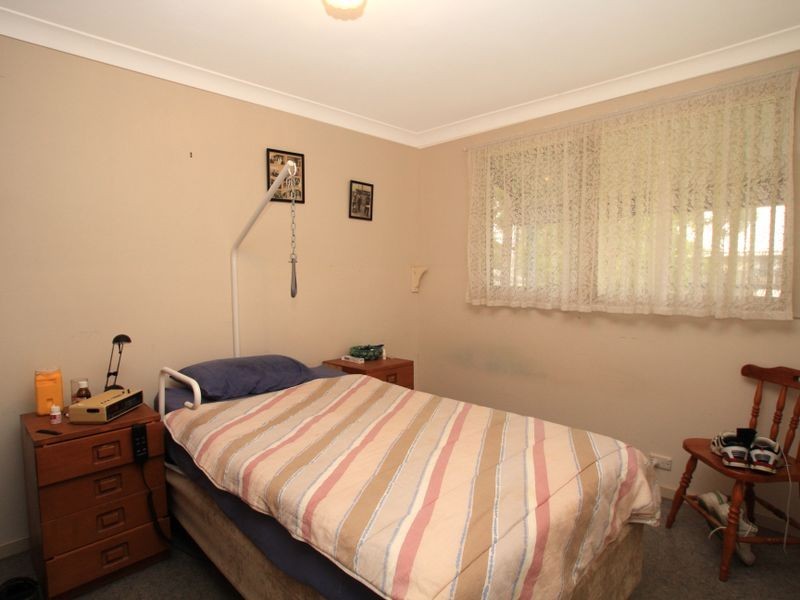 16 Ray Street, Sussex Inlet NSW 2540