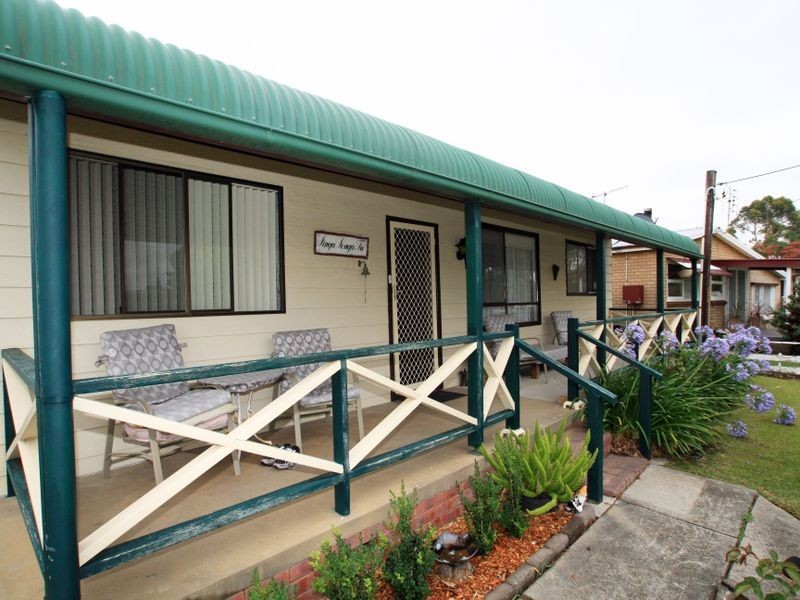 16 Ray Street, Sussex Inlet NSW 2540