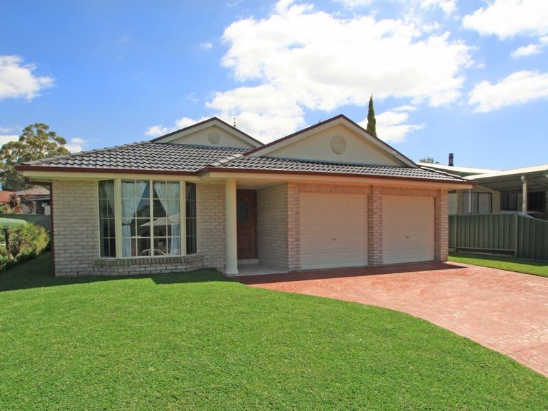 94 Suncrest Avenue, Sussex Inlet NSW 2540