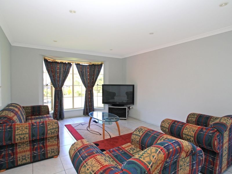 94 Suncrest Avenue, Sussex Inlet NSW 2540