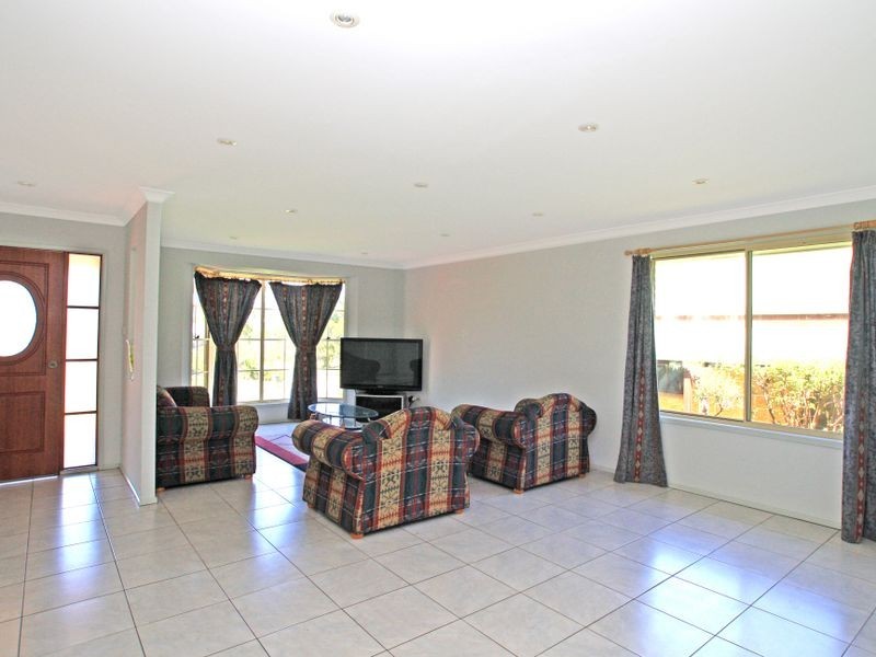 94 Suncrest Avenue, Sussex Inlet NSW 2540