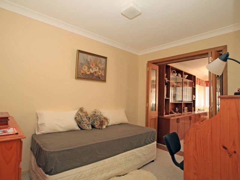 16 Lagoon Crescent, Sussex Inlet NSW 2540