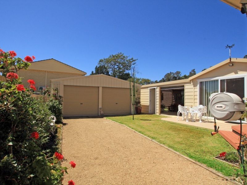 16 Lagoon Crescent, Sussex Inlet NSW 2540