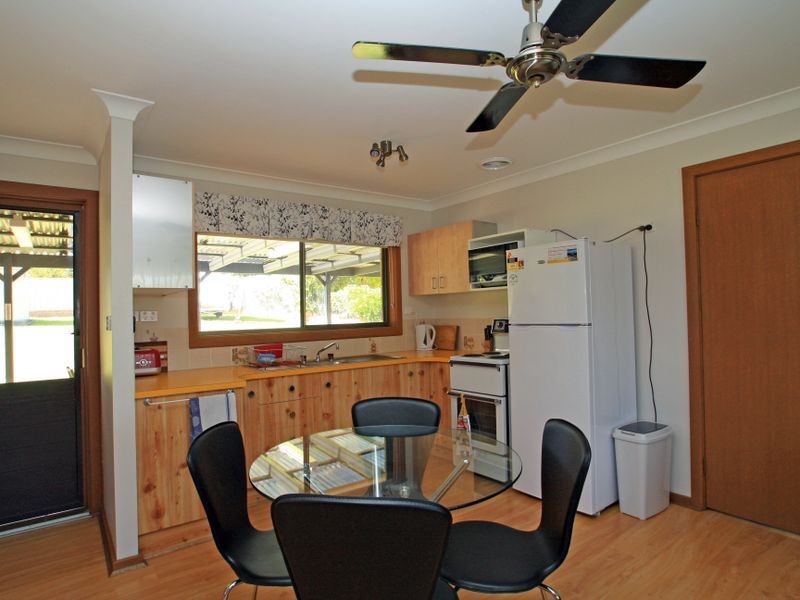 14 Suncrest Avenue, Sussex Inlet NSW 2540