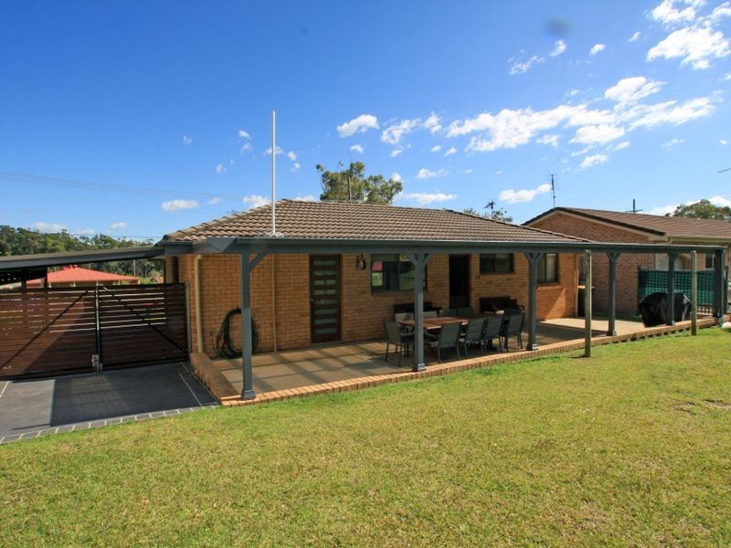 14 Suncrest Avenue, Sussex Inlet NSW 2540