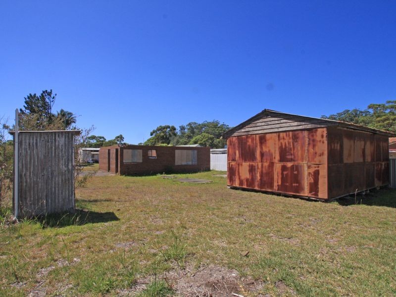 11 Drift Wood Avenue, Sussex Inlet NSW 2540