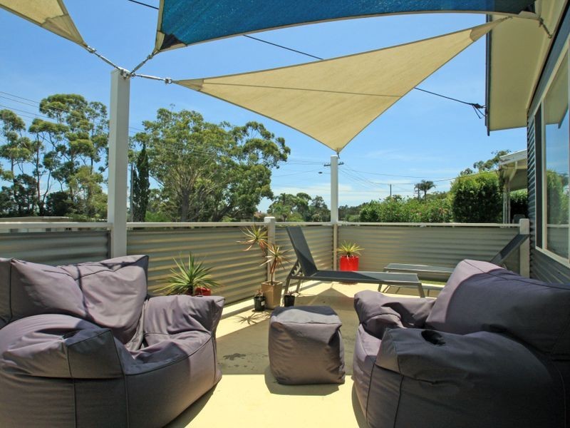 30 Ray Street, Sussex Inlet NSW 2540