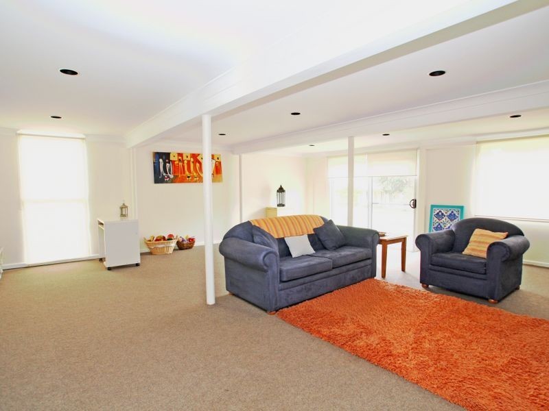 18 Meadowlake Avenue, Berrara NSW 2540