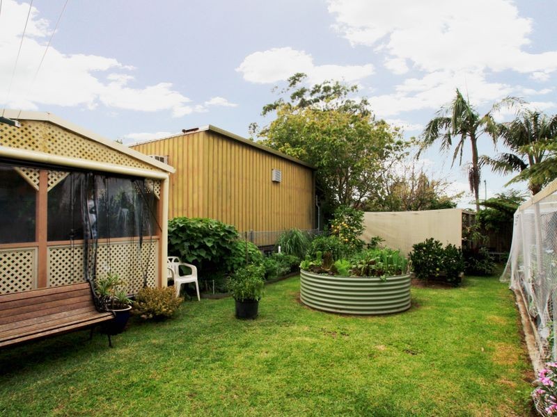 22 Government Road, Sussex Inlet NSW 2540