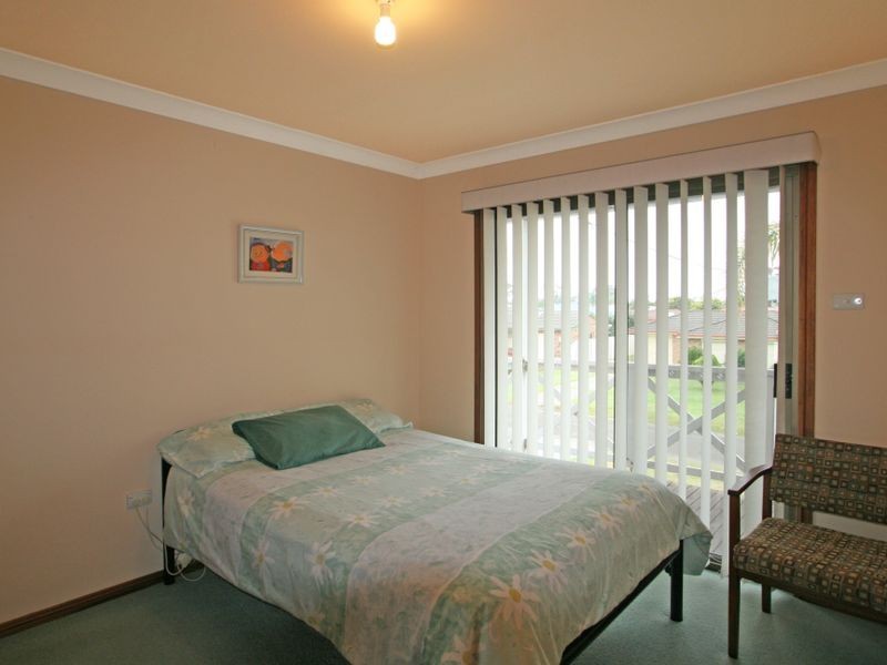 11 Greentree Avenue, Sussex Inlet NSW 2540