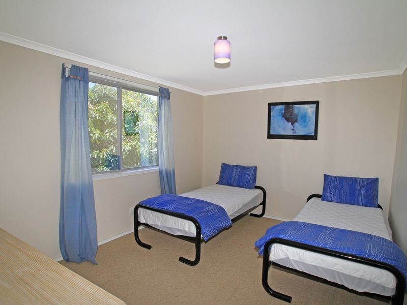 5 Edgewater Avenue, Sussex Inlet NSW 2540