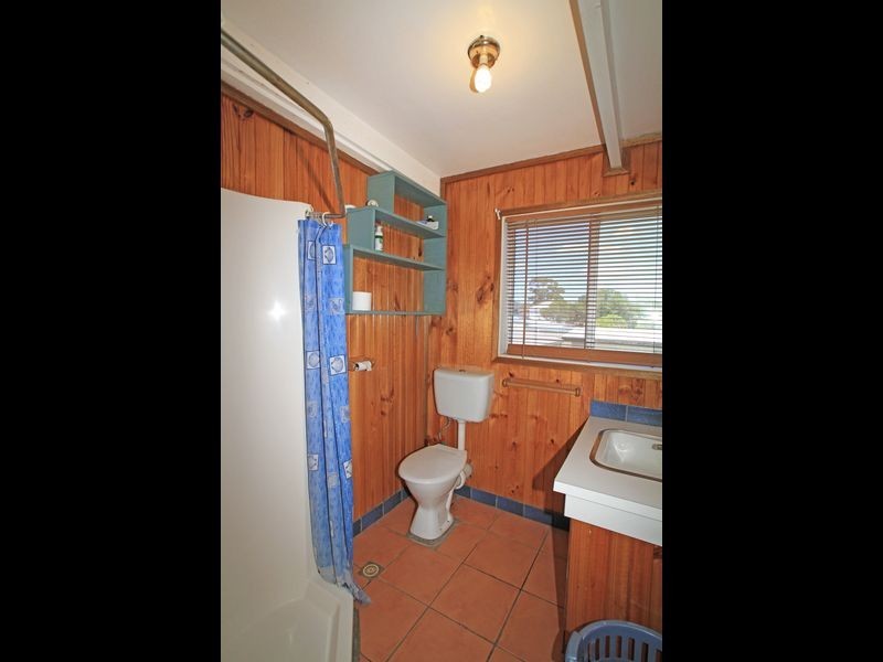 5 Edgewater Avenue, Sussex Inlet NSW 2540