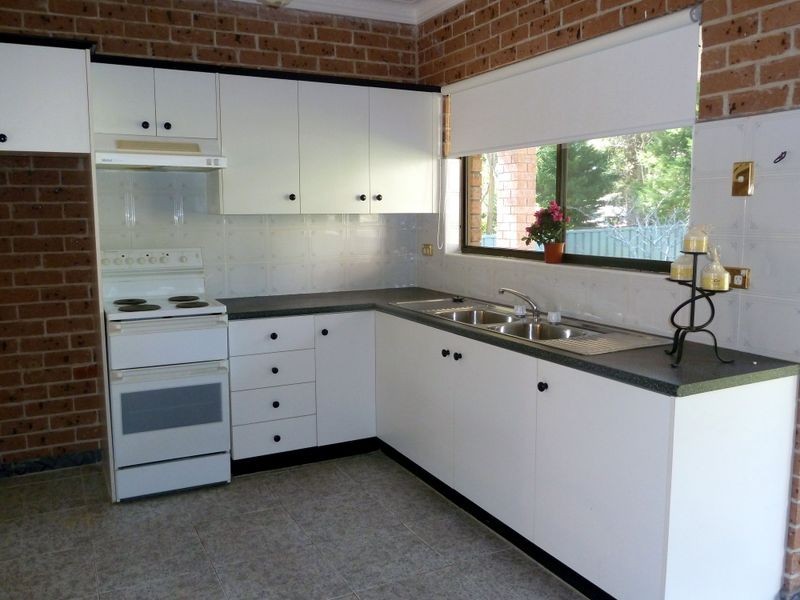 30 Suncrest Avenue, Sussex Inlet NSW 2540