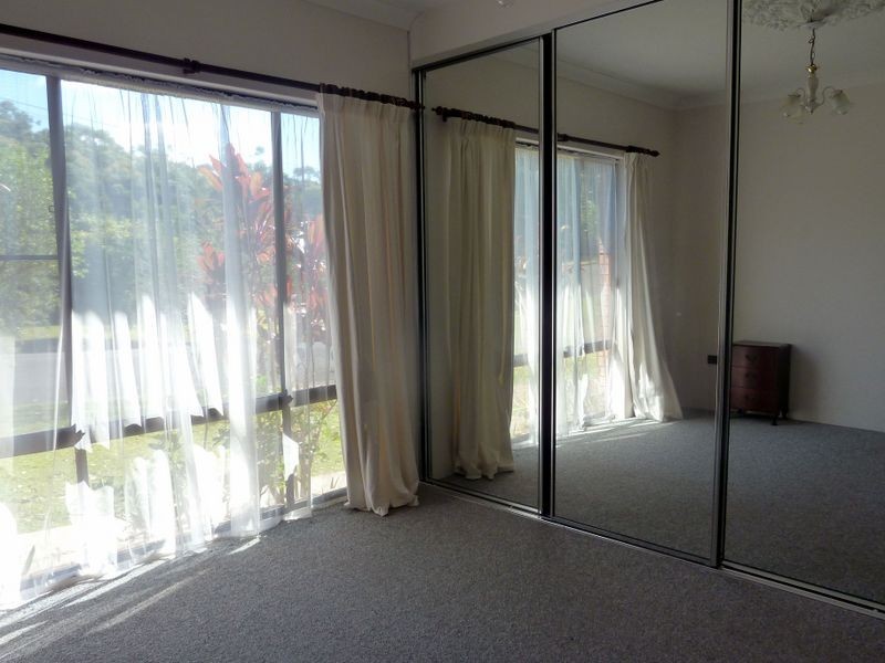 30 Suncrest Avenue, Sussex Inlet NSW 2540