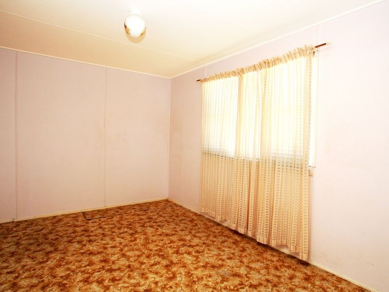 21 Government Road, Sussex Inlet NSW 2540