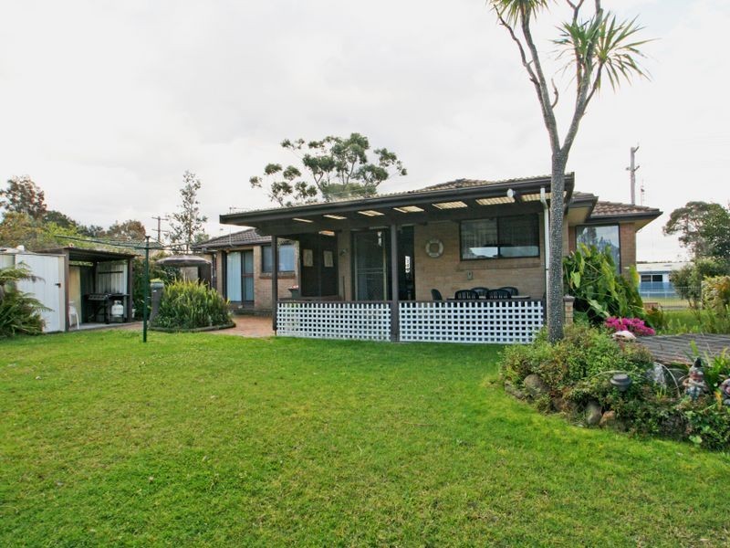 68 Jacobs Drive, Sussex Inlet NSW 2540