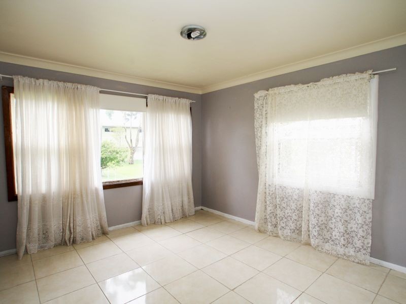 40 Government Road, Sussex Inlet NSW 2540